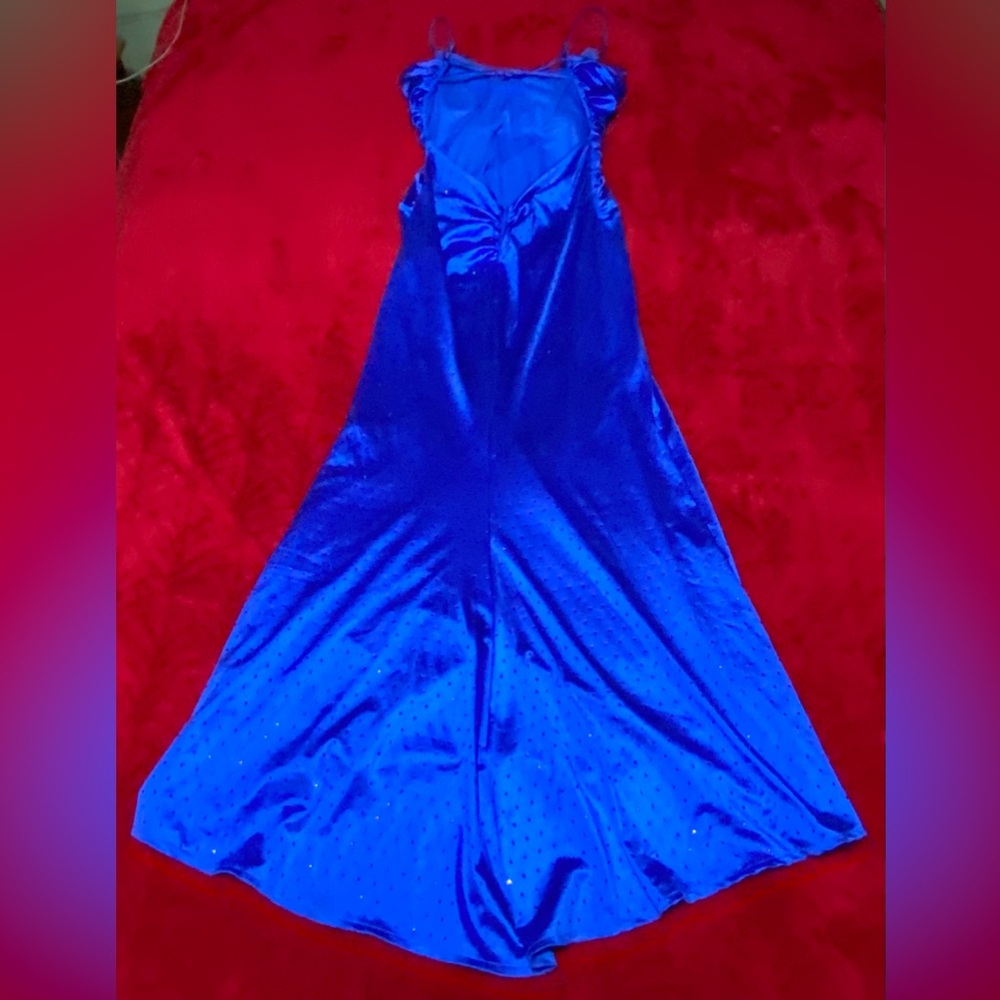 SZ 15 Like New Wore Once Beautiful Blue Subtle Sequins beautiful detail Vibrant! - Picture 12 of 16